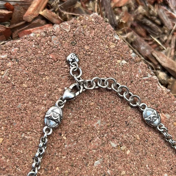 Brighton Retired Silver Etched 18” Loop Necklace - Picture 7 of 8